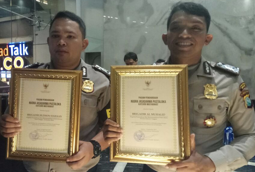 2 pemenang kategori masyarakat